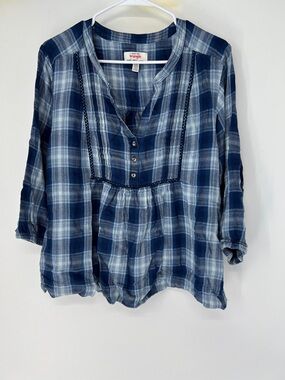 Wrangler women’s close XL